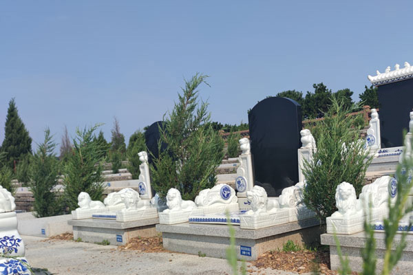 沈阳双龙山墓园碑型展示