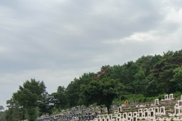 购买一块沈阳公墓需要哪些费用？