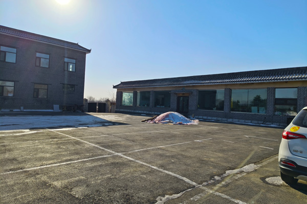 沈阳公墓贴心服务再升级，免费停车助力祭扫