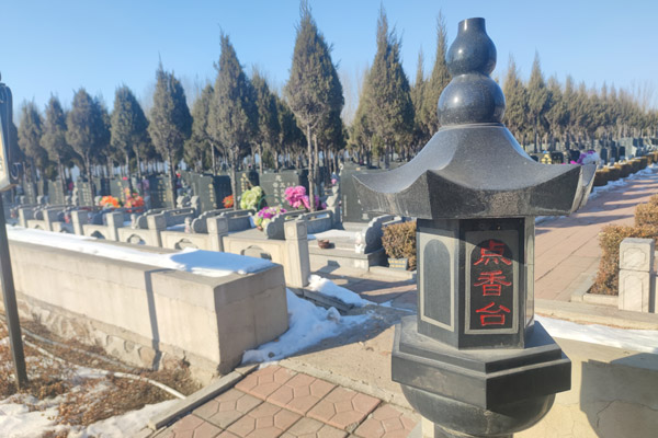 沈阳墓地的使用过程中有押金的说法吗？